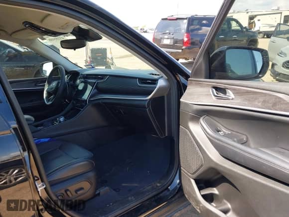 2023 Jeep Grand Cherokee Limited with VIN 1C4RJGBG0PC564084, listed as a IAAI auction lot 43188408 with 53,444 mi miles and . Bid and sale history available at DreamBid. Image 5.