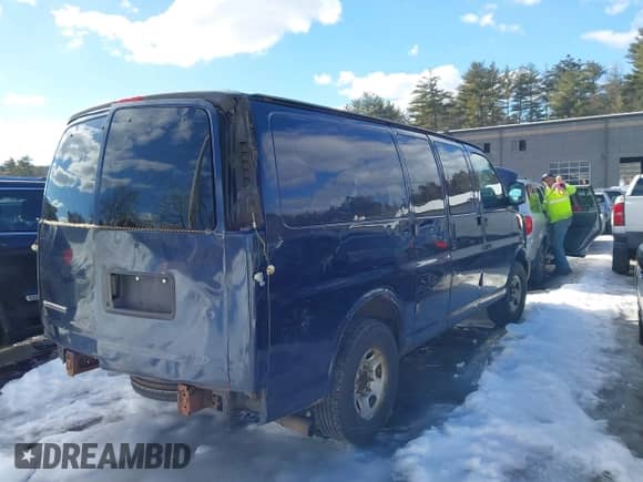 2008 Chevrolet City Express Cargo с VIN 1GCHG35KX81101935, выставлен на аукционе IAAI как лот 41670326 с пробегом 262 108 миль миль и . История ставок и продаж доступна на DreamBid. Изображение 4.