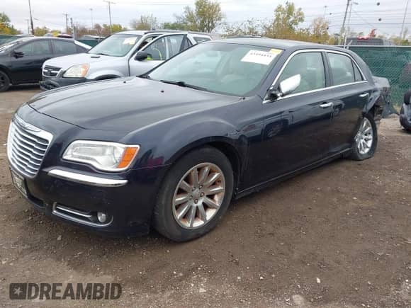 2012 Chrysler 300 Limited z VIN 2C3CCACG2CH249424, wystawiony jako IAAI lot #43494434 z przebiegiem 167 487 mil mil oraz . Historia ofert i sprzedaży dostępna na DreamBid. Obrazek 2.