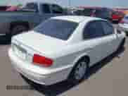 2004 Hyundai Sonata z VIN KMHWF25S04A940213, wystawiony jako IAAI lot #36273504 z przebiegiem 97 294 mil mil oraz . Historia ofert i sprzedaży dostępna na DreamBid. Obrazek 4.