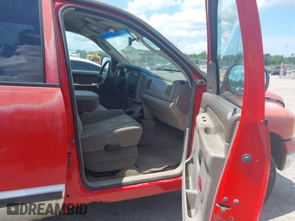 2002 Dodge 1500 with VIN 1D7HU18NX2S597927, listed as a IAAI auction lot 42585052 with 233,385 mi miles and . Bid and sale history available at DreamBid. Image 5.