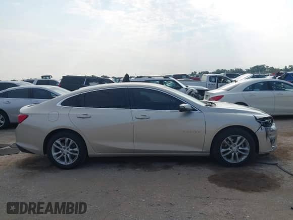 2016 Chevrolet Malibu LT z VIN 1G1ZE5ST8GF321264, wystawiony jako IAAI lot #43087716 z przebiegiem 144 293 mil mil oraz . Historia ofert i sprzedaży dostępna na DreamBid. Obrazek 13.