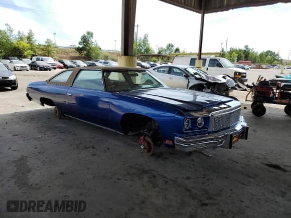 1976 Chevrolet Impala с VIN 1L47V61181699, выставлен на аукционе Copart как лот 57303234 с пробегом Не указан миль и Списание • Salvage title. История ставок и продаж доступна на DreamBid. Изображение 4.