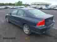 2007 Volvo S60 2.5L Turbo с VIN YV1RH592972609131, выставлен на аукционе IAAI как лот 42381356 с пробегом Не указан миль и . История ставок и продаж доступна на DreamBid. Изображение 3.