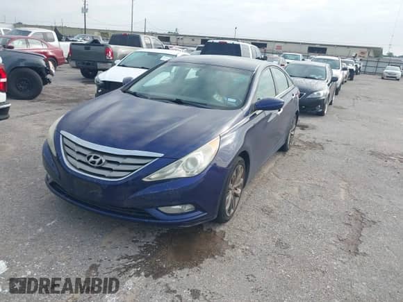 2012 Hyundai Sonata SE z VIN 5NPEC4AC0CH314087, wystawiony jako IAAI lot #43553139 z przebiegiem 178 159 mil mil oraz . Historia ofert i sprzedaży dostępna na DreamBid. Obrazek 2.