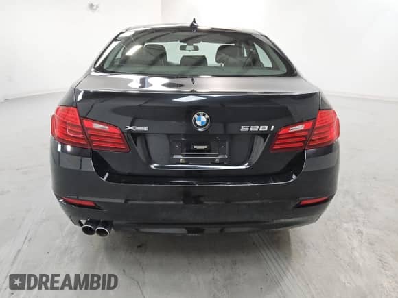 2016 BMW 5 Series 528i xDrive с VIN WBA5A7C54GG145981, выставлен на аукционе Copart как лот 67904285 с пробегом 185 546 миль миль и Чистый • Clean title. История ставок и продаж доступна на DreamBid. Изображение 6.