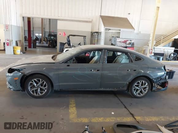2023 Hyundai Sonata SEL with VIN KMHL64JA3PA286260, listed as a IAAI auction lot 42919718 with 61,137 mi miles and . Bid and sale history available at DreamBid. Image 15.