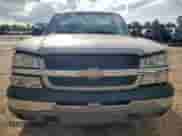 2003 Chevrolet Silverado 1500 LS z VIN 1GCEC14X83Z119411, wystawiony jako Copart lot #81822015 z przebiegiem 146 594 mil mil oraz Szkoda całkowita • Salvage title. Historia ofert i sprzedaży dostępna na DreamBid. Obrazek 5.