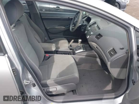 2010 Honda Civic with VIN 19XFA1E83AE006556, listed as a IAAI auction lot 41925177 with 185,477 mi miles and . Bid and sale history available at DreamBid. Image 5.