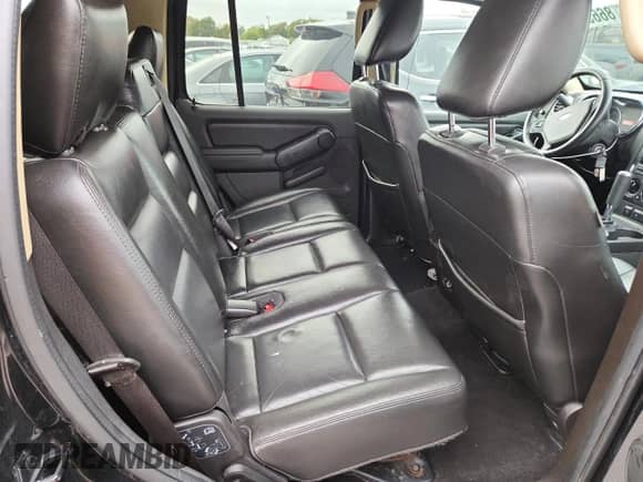 2010 Ford Explorer XLT z VIN 1FMEU7DE5AUA51198, wystawiony jako Copart lot #86650485 z przebiegiem 166 165 mil mil oraz Szkoda całkowita • Salvage title. Historia ofert i sprzedaży dostępna na DreamBid. Obrazek 10.