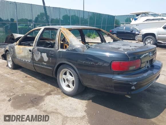1995 Chevrolet Caprice с VIN 1G1BL52P5SR119094, выставлен на аукционе IAAI как лот 42364962 с пробегом 4 миль миль и . История ставок и продаж доступна на DreamBid. Изображение 3.