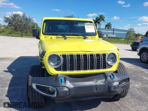 2024 Jeep Wrangler Sahara with VIN 1C4RJXP68RW254525, listed as a IAAI auction lot 43453534 with 32,749 mi miles and . Bid and sale history available at DreamBid. Image 12.