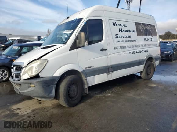 2007 Dodge Sprinter with VIN WD0PE745375185065, listed as a Copart auction lot 85366934 with 379,009 mi miles and Clean title. Bid and sale history available at DreamBid. Image 1.
