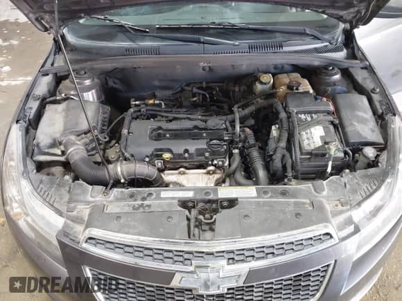 2014 Chevrolet Cruze 1LT с VIN 1G1PC5SB1E7180680, выставлен на аукционе IAAI как лот 43355904 с пробегом 113 924 миль миль и . История ставок и продаж доступна на DreamBid. Изображение 10.