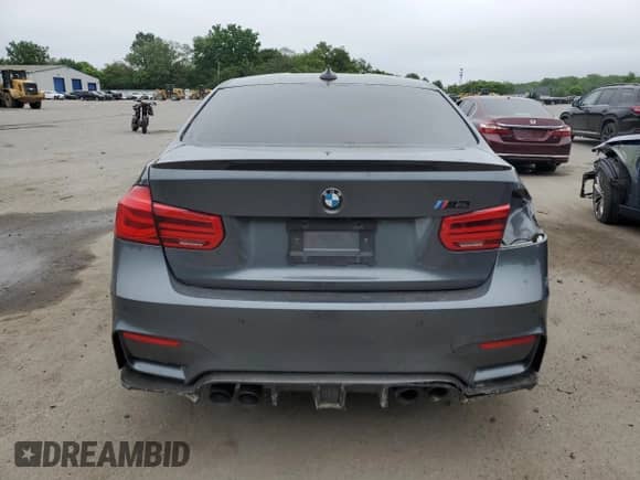2017 BMW M3 z VIN WBS8M9C37H5G86176, wystawiony jako Copart lot #61449215 z przebiegiem 71 108 mil mil oraz Szkoda całkowita • Salvage title. Historia ofert i sprzedaży dostępna na DreamBid. Obrazek 6.