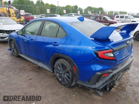2022 Subaru WRX with VIN JF1VBAA68N9010941, listed as a IAAI auction lot 42365334 with 59,581 mi miles and . Bid and sale history available at DreamBid. Image 3.