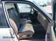 1999 Ford Explorer XLT с VIN 1FMZU32P7XZB02842, выставлен на аукционе IAAI как лот 42686057 с пробегом 187 266 миль миль и . История ставок и продаж доступна на DreamBid. Изображение 5.