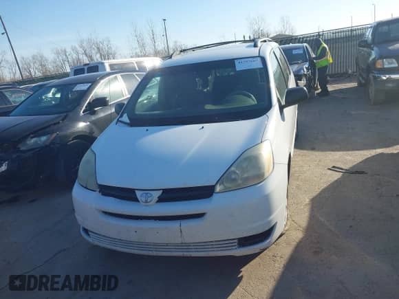 2005 Toyota Sienna CE с VIN 5TDZA23C25S368237, выставлен на аукционе IAAI как лот 41797667 с пробегом 155 895 миль миль и . История ставок и продаж доступна на DreamBid. Изображение 12.