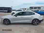 2024 Volvo S60 Plus Dark Theme z VIN 7JRL12FL9RG284662, wystawiony jako IAAI lot #42224795 z przebiegiem 15 019 mil mil oraz . Historia ofert i sprzedaży dostępna na DreamBid. Obrazek 15.