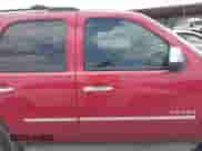 2014 Chevrolet Tahoe LTZ с VIN 1GNSCCE02ER160059, выставлен на аукционе IAAI как лот 42039322 с пробегом 135 534 миль миль и . История ставок и продаж доступна на DreamBid. Изображение 13.