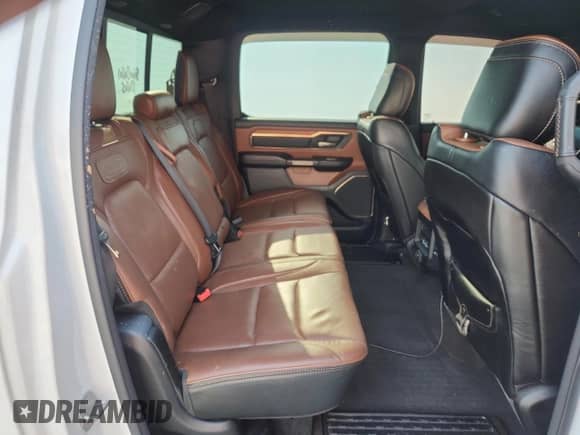 2022 Ram 1500 Longhorn z VIN 1C6SRFKT4NN186121, wystawiony jako Copart lot #71900845 z przebiegiem 101 908 mil mil oraz Czysty tytuł • Clean title. Historia ofert i sprzedaży dostępna na DreamBid. Obrazek 10.