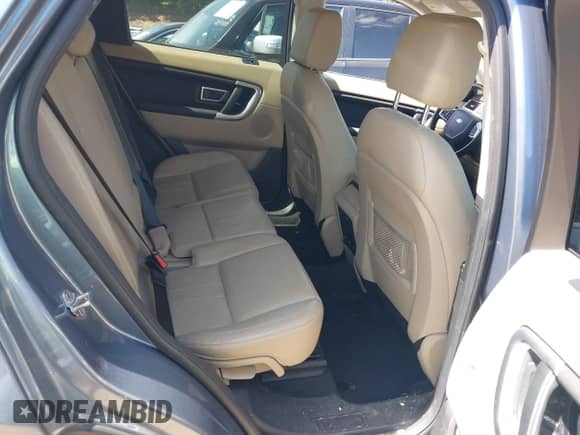 2018 Land Rover Discovery Sport HSE z VIN SALCR2RX4JH725031, wystawiony jako IAAI lot #42805434 z przebiegiem 52 809 mil mil oraz . Historia ofert i sprzedaży dostępna na DreamBid. Obrazek 8.