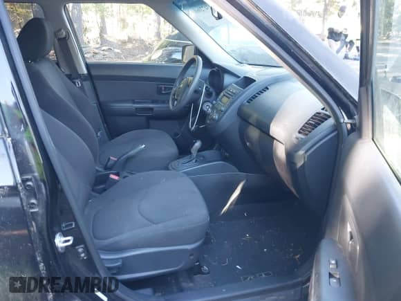 2013 Kia Soul с VIN KNDJT2A54D7749060, выставлен на аукционе IAAI как лот 43472068 с пробегом 116 038 миль миль и . История ставок и продаж доступна на DreamBid. Изображение 5.