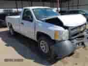 2013 Chevrolet Silverado 1500 Work Truck z VIN 1GCNCPEX9DZ248650, wystawiony jako IAAI lot #43394520 z przebiegiem 177 558 mil mil oraz . Historia ofert i sprzedaży dostępna na DreamBid. Obrazek 1.