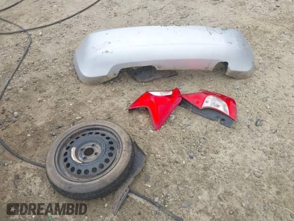 2014 Nissan Note SV with VIN 3N1CE2CP7EL387971, listed as a IAAI auction lot 42235851 with 176,101 mi miles and . Bid and sale history available at DreamBid. Image 12.