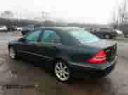 2003 Mercedes-Benz C 320 z VIN WDBRF84JX3F383095, wystawiony jako IAAI lot #40687834 z przebiegiem 107 403 mil mil oraz . Historia ofert i sprzedaży dostępna na DreamBid. Obrazek 3.