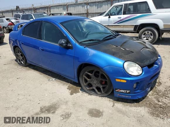 2004 Dodge Neon SRT-4 z VIN 1B3AS66S24D595976, wystawiony jako Copart lot #61818645 z przebiegiem 150 779 mil mil oraz Czysty tytuł • Clean title. Historia ofert i sprzedaży dostępna na DreamBid. Obrazek 4.