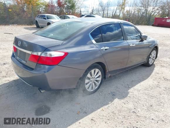 2013 Honda Accord EX z VIN 1HGCR2F70DA204253, wystawiony jako IAAI lot #43550298 z przebiegiem 186 433 mil mil oraz . Historia ofert i sprzedaży dostępna na DreamBid. Obrazek 4.