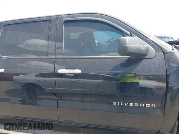 2018 Chevrolet Silverado 1500 Custom with VIN 3GCPCPEH2JG176302, listed as a IAAI auction lot 42752064 with 92,410 mi miles and . Bid and sale history available at DreamBid. Image 13.
