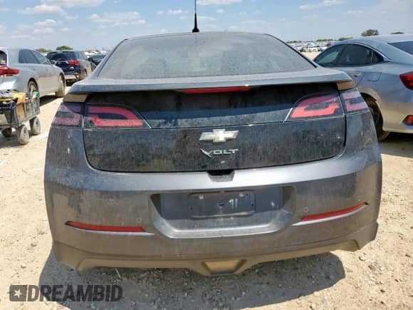 2011 Chevrolet Volt with VIN 1G1RD6E46BU102644, listed as a Copart auction lot 70307305 with 126,619 mi miles and Clean title. Bid and sale history available at DreamBid. Image 6.