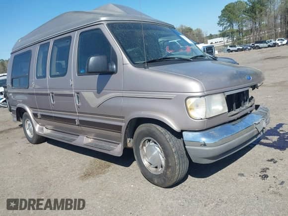 1995 Ford Econoline Cargo with VIN 1FDEE14N3SHB67245, listed as a IAAI auction lot 41899095 with 200,078 mi miles and . Bid and sale history available at DreamBid. Image 1.