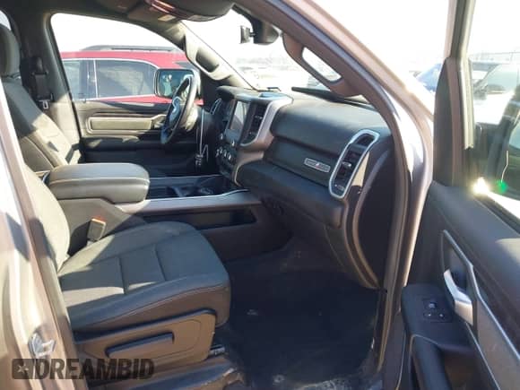 2022 Ram 1500 Big Horn с VIN 1C6RREFT0NN431662, выставлен на аукционе IAAI как лот 41089932 с пробегом 44 138 миль миль и . История ставок и продаж доступна на DreamBid. Изображение 5.