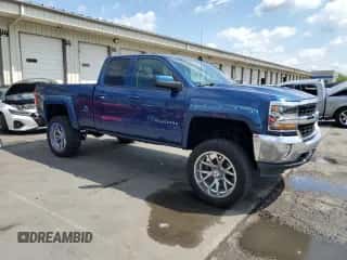 2016 Chevrolet Silverado 1500 LT z VIN 1GCVKREC2GZ348783, wystawiony jako Copart lot #64798615 z przebiegiem 101 344 mil mil oraz Szkoda całkowita • Salvage title. Historia ofert i sprzedaży dostępna na DreamBid. Obrazek 4.