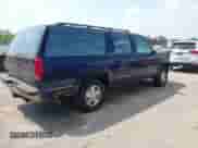 1993 Chevrolet Suburban с VIN 1GNFK16K6PJ387023, выставлен на аукционе IAAI как лот 42402770 с пробегом 215 888 миль миль и . История ставок и продаж доступна на DreamBid. Изображение 4.