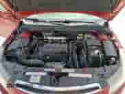 2014 Chevrolet Cruze LTZ z VIN 1G1PG5SB1E7208207, wystawiony jako Copart lot #62102345 z przebiegiem 109 469 mil mil oraz Szkoda całkowita • Salvage title. Historia ofert i sprzedaży dostępna na DreamBid. Obrazek 11.