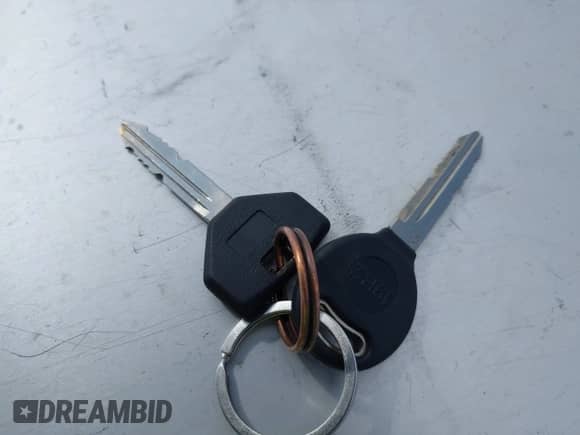 1994 Dodge Passenger with VIN 2B4HB15XXRK108613, listed as a IAAI auction lot 43182714 with 118,848 mi miles and . Bid and sale history available at DreamBid. Image 11.