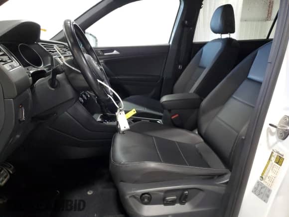 2020 Volkswagen Tiguan SE с VIN 3VV2B7AX9LM136623, выставлен на аукционе Copart как лот 80555165 с пробегом 100 213 миль миль и Списание • Salvage title. История ставок и продаж доступна на DreamBid. Изображение 7.