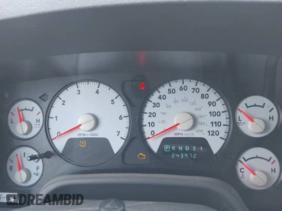 2008 Dodge 2500 SLT z VIN 3D7KS28D48G216386, wystawiony jako IAAI lot #40561971 z przebiegiem 243 972 mil mil oraz . Historia ofert i sprzedaży dostępna na DreamBid. Obrazek 7.