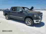 2020 Ram 1500 Limited z VIN 1C6SRFHM9LN223189, wystawiony jako Copart lot #51276554 z przebiegiem Nie podano mil oraz Nie do naprawy • Non repairable. Historia ofert i sprzedaży dostępna na DreamBid. Obrazek 4.