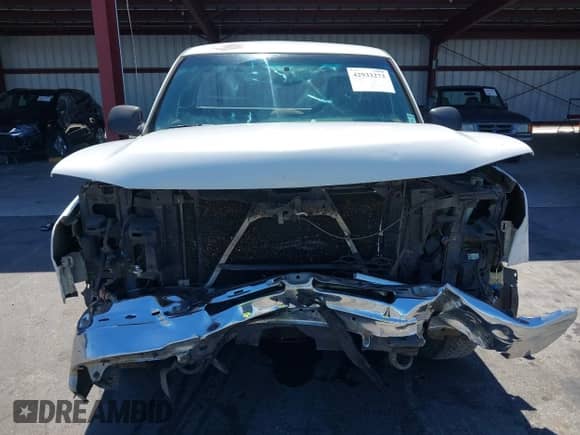 2006 Chevrolet Silverado 1500 Work Truck z VIN 3GCEC14X86G197028, wystawiony jako IAAI lot #42933273 z przebiegiem Nie podano mil oraz . Historia ofert i sprzedaży dostępna na DreamBid. Obrazek 12.