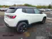 2018 Jeep Compass Latitude with VIN 3C4NJDBB9JT481282, listed as a Copart auction lot 86543825 with 92,137 mi miles and Non repairable. Bid and sale history available at DreamBid. Image 3.
