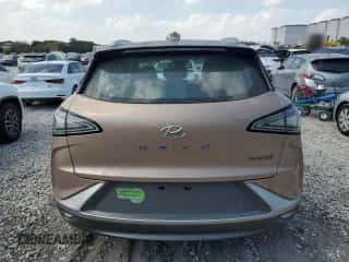 2020 Hyundai NEXO Limited с VIN KM8J84A69LU007979, выставлен на аукционе Copart как лот 53657845 с пробегом 21 733 миль миль и Списание • Salvage title. История ставок и продаж доступна на DreamBid. Изображение 6.