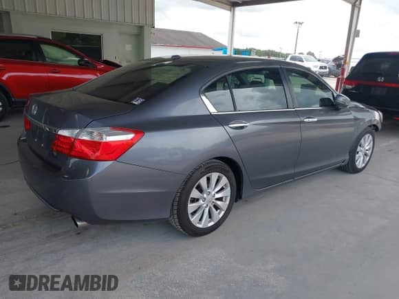 2014 Honda Accord EX-L with VIN 1HGCR2F86EA137734, listed as a IAAI auction lot 43206462 with 203,752 mi miles and . Bid and sale history available at DreamBid. Image 4.