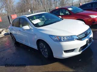 2014 Honda Accord Touring z VIN 1HGCR6F7XEA003663, wystawiony jako IAAI lot #41327750 z przebiegiem 162 513 mil mil oraz . Historia ofert i sprzedaży dostępna na DreamBid. Obrazek 1.