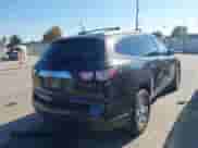 2015 Chevrolet Traverse LT z VIN 1GNKRHKD8FJ168217, wystawiony jako IAAI lot #43575623 z przebiegiem 215 964 mil mil oraz . Historia ofert i sprzedaży dostępna na DreamBid. Obrazek 4.