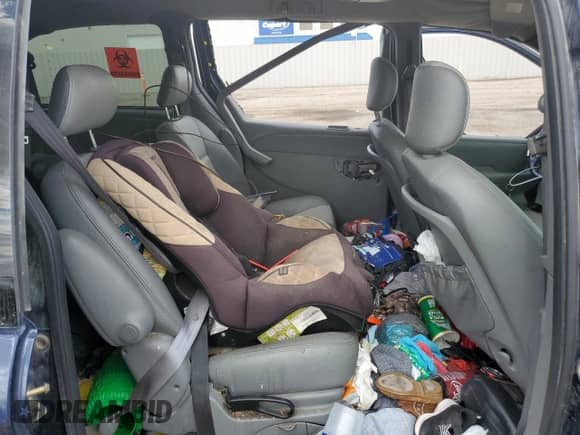 2004 Dodge Caravan SXT с VIN 2D4GP44L84R560546, выставлен на аукционе Copart как лот 64888154 с пробегом 189 554 миль миль и Списание • Salvage title. История ставок и продаж доступна на DreamBid. Изображение 11.